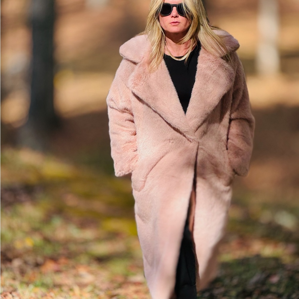 Elegant Pink Teddy Coat
